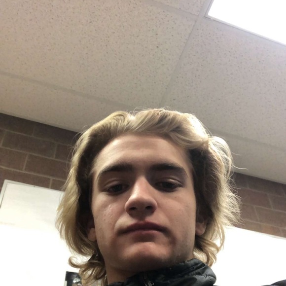 Meet your Posher, Jaden - Picture 1 of 1